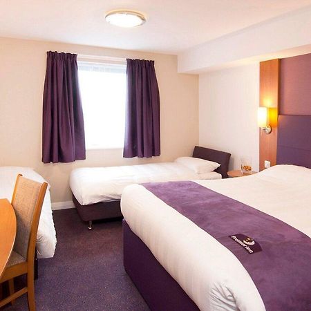 Premier Inn Бёрнли Экстерьер фото